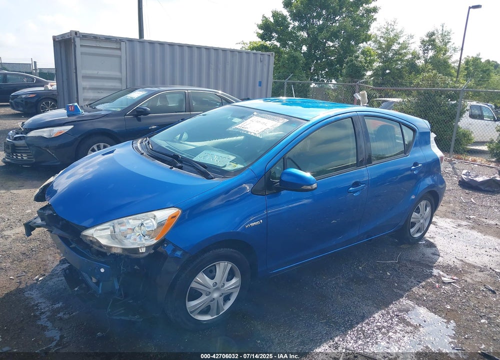 2012 TOYOTA PRIUS C VIN: JTDKDTB31C1022643