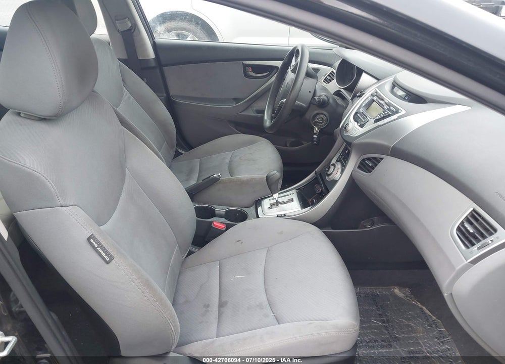 2011 HYUNDAI ELANTRA VIN: KMHDH4AEXBU149910