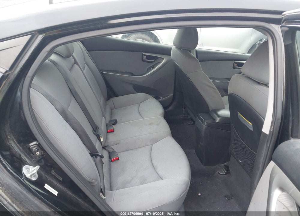 2011 HYUNDAI ELANTRA VIN: KMHDH4AEXBU149910