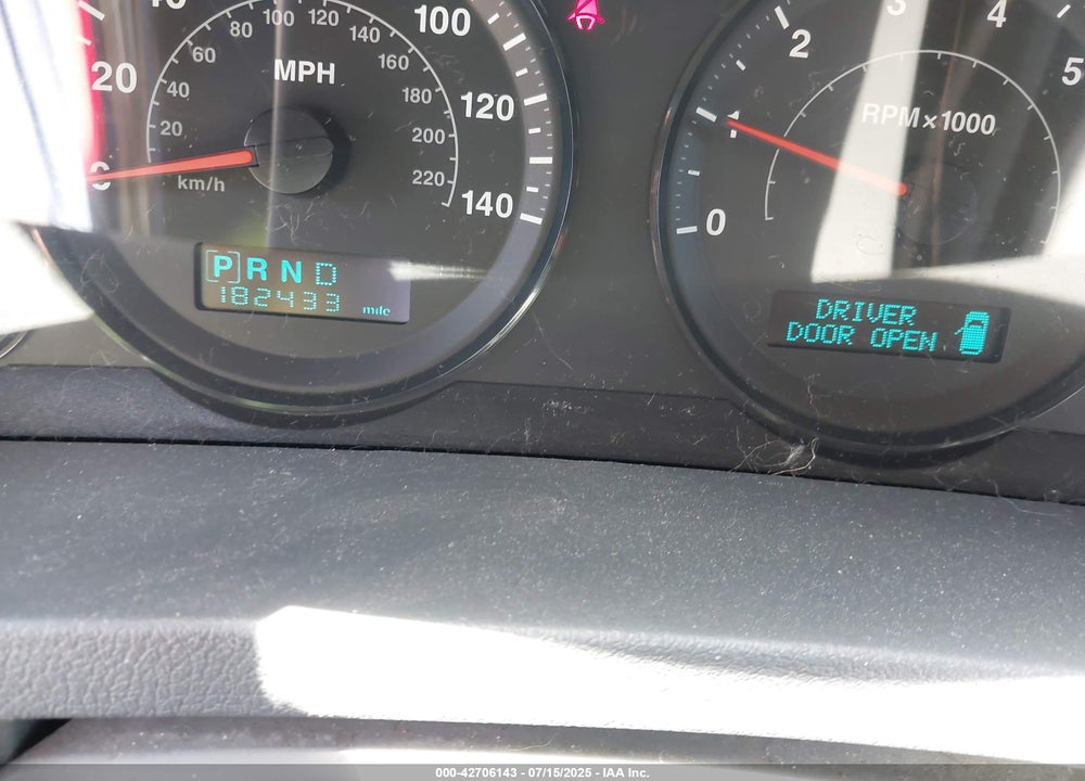 2005 JEEP GRAND CHEROKEE LAREDO VIN: 1J4HR48N85C631725