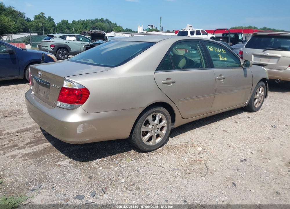 2005 TOYOTA CAMRY XLE V6 VIN: 4T1BF32K15U611139