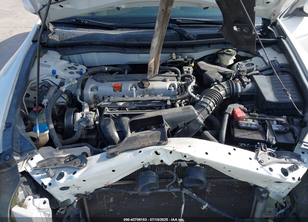 2011 HONDA ACCORD VIN: 1HGCP2F49BA072733