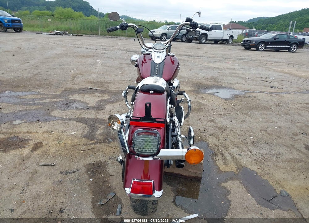 2014 HARLEY-DAVIDSON FLSTC HERITAGE SOFTAIL CLASSIC VIN: 1HD1BWV17EB029962