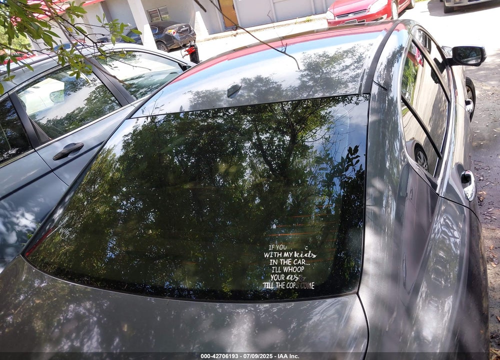 2013 HONDA ACCORD VIN: 1HGCR2F8XDA009981