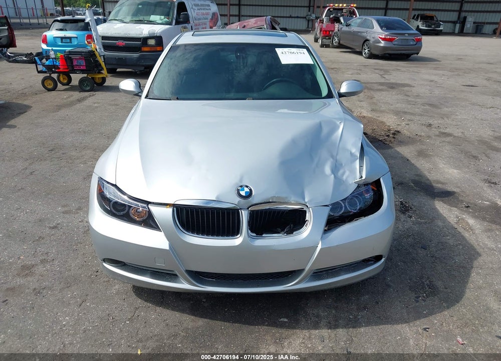 2008 BMW 3 SERIES VIN: WBAVA37558NL53299