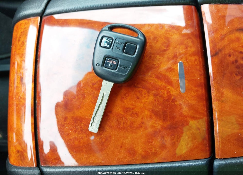 2005 LEXUS RX 330 VIN: 2T2HA31U35C049365