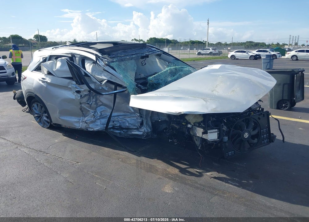 2020 INFINITI QX50 LUXE VIN: 3PCAJ5M13LF107227