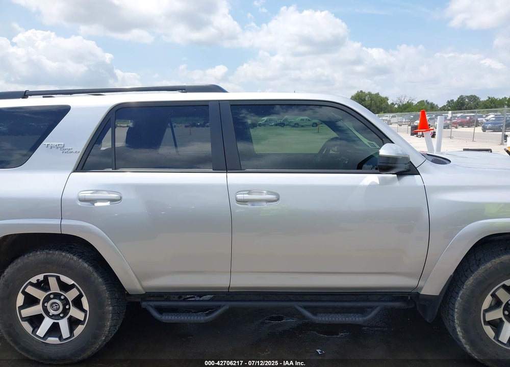 2019 TOYOTA 4RUNNER VIN: JTEBU5JR6K5677627