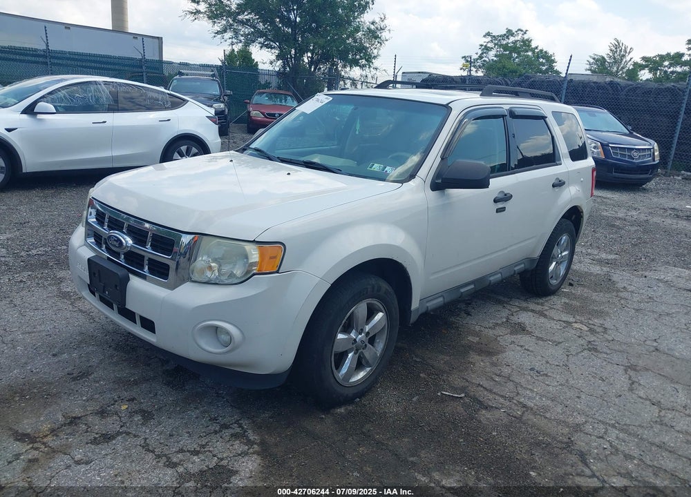 2011 FORD ESCAPE XLT VIN: 1FMCU9D78BKA18438