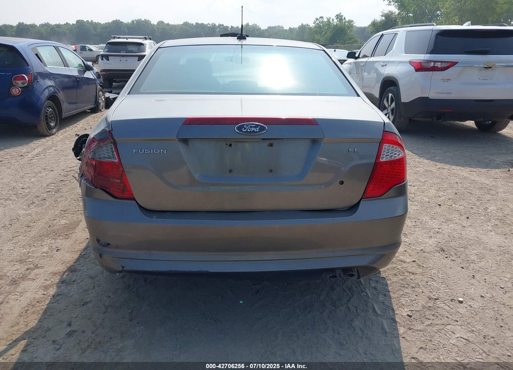 2011 FORD FUSION VIN: 3FAHP0HA2BR147621