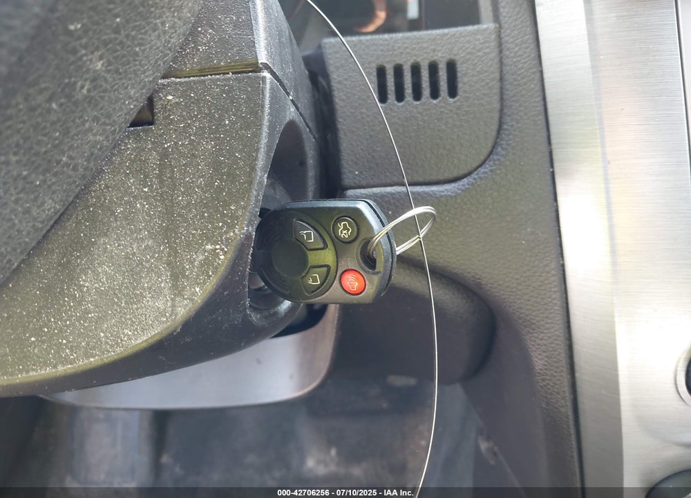 2011 FORD FUSION VIN: 3FAHP0HA2BR147621