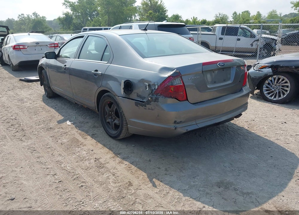2011 FORD FUSION VIN: 3FAHP0HA2BR147621