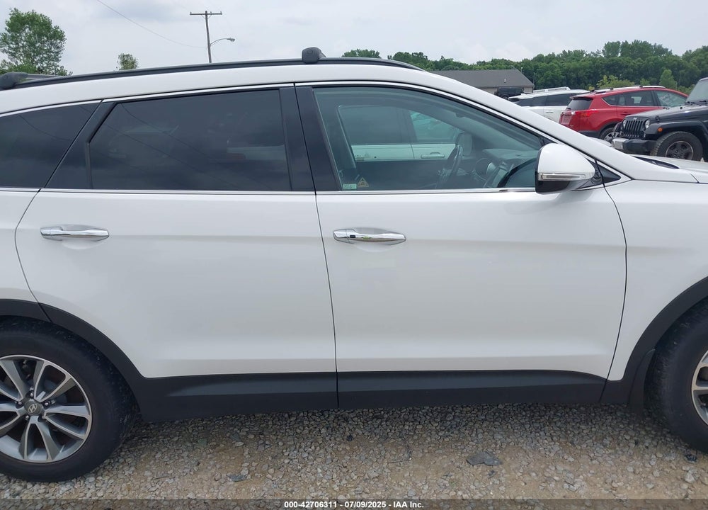 2018 HYUNDAI SANTA FE VIN: KM8SN4HF4JU272471