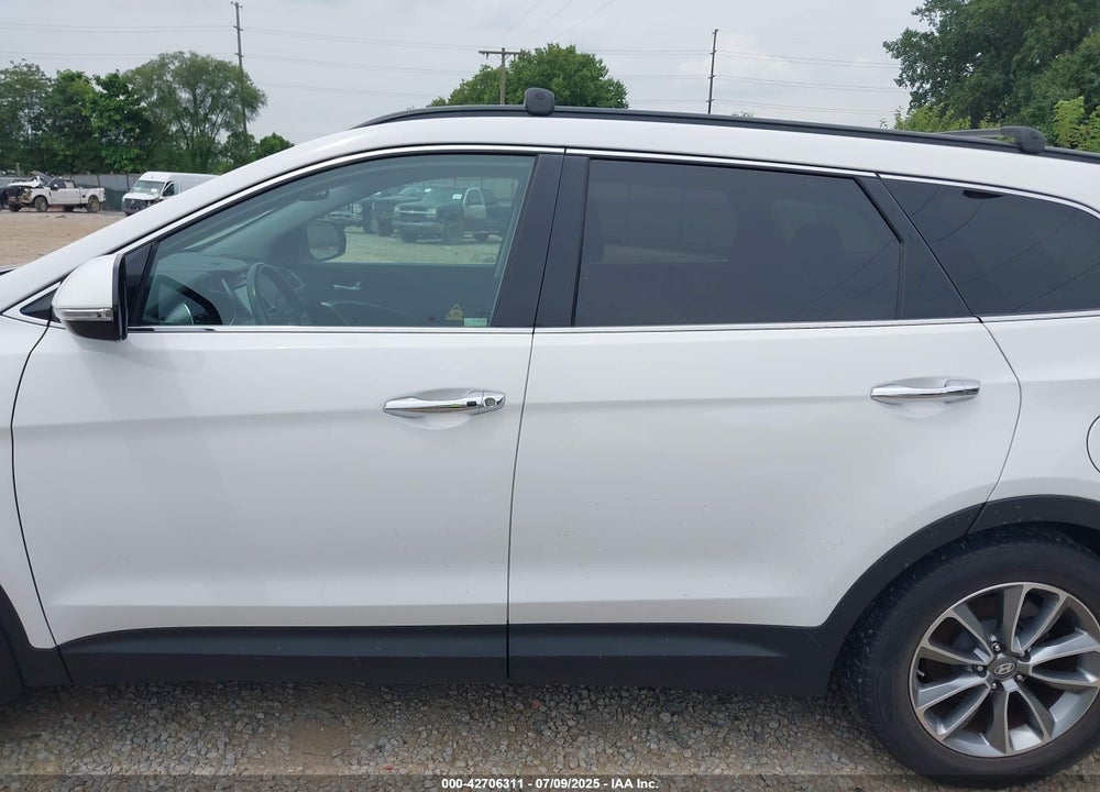 2018 HYUNDAI SANTA FE VIN: KM8SN4HF4JU272471