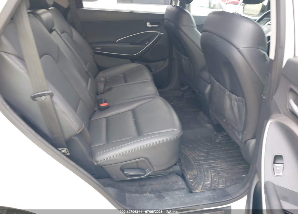 2018 HYUNDAI SANTA FE VIN: KM8SN4HF4JU272471
