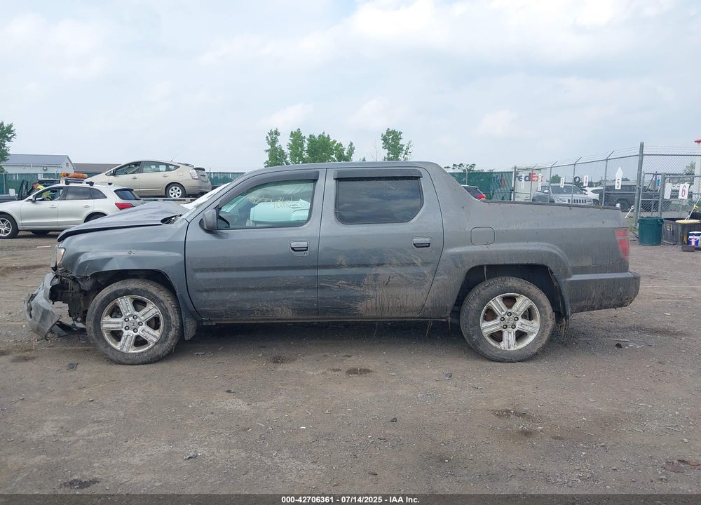 2013 HONDA RIDGELINE VIN: 5FPYK1F56DB004834