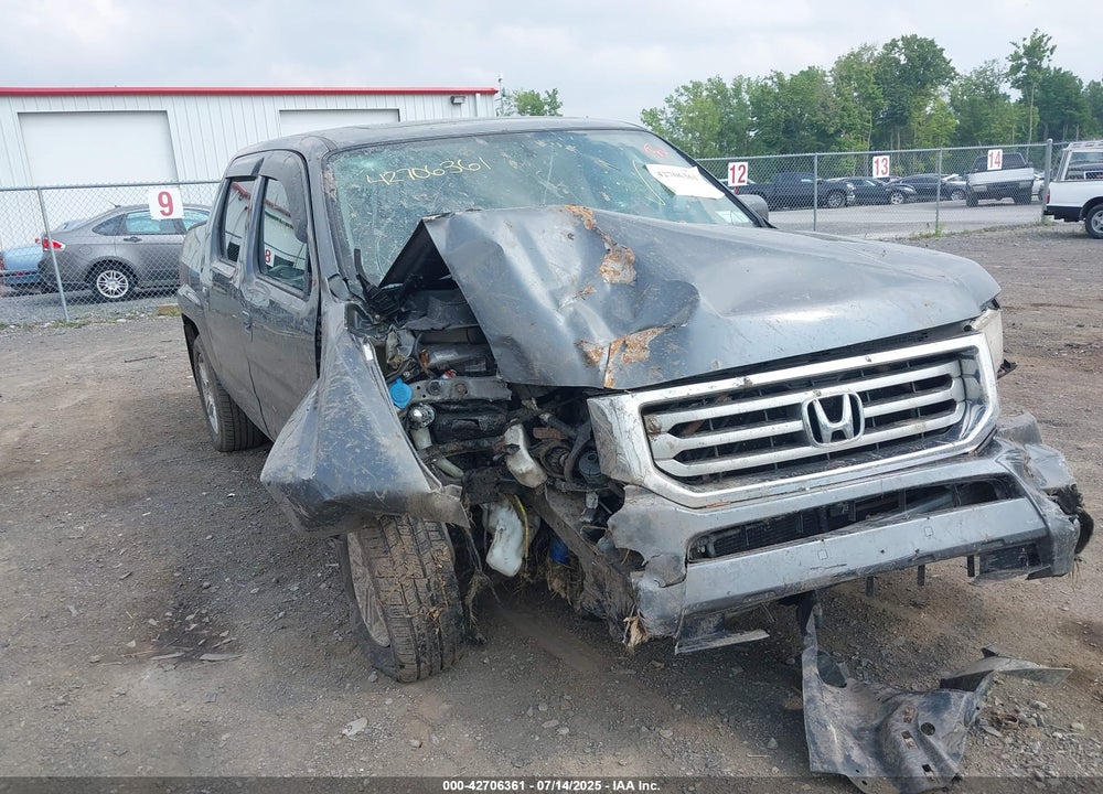 2013 HONDA RIDGELINE VIN: 5FPYK1F56DB004834