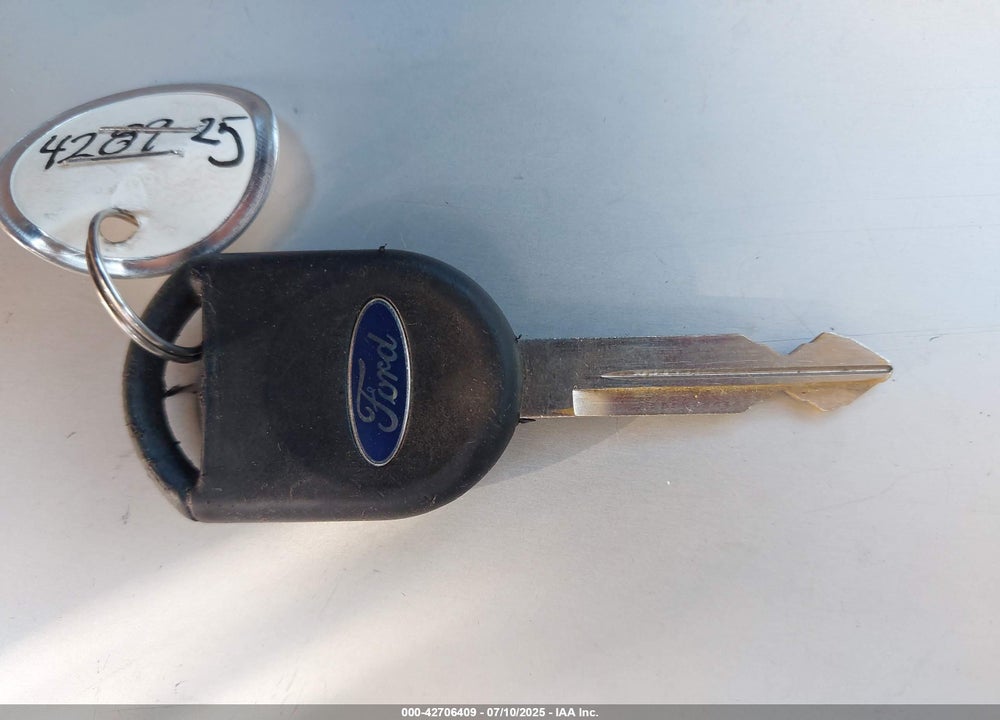 2001 FORD TAURUS SES VIN: 1FAFP55U91G260992