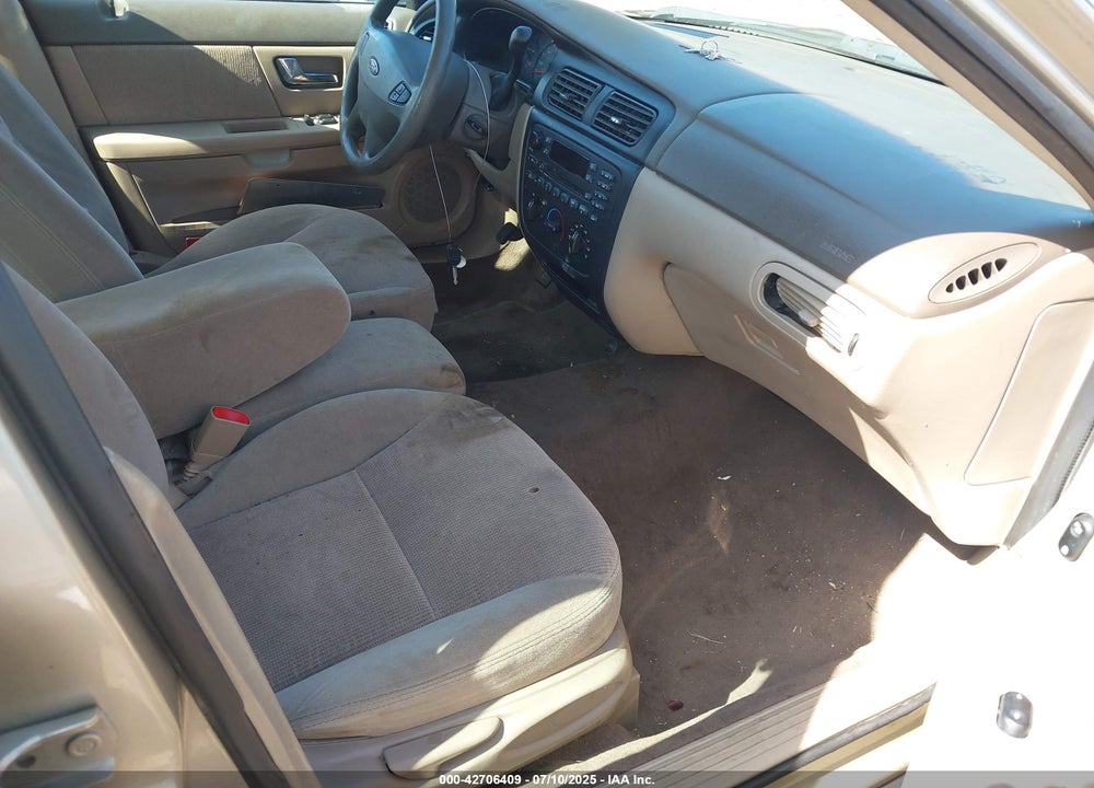 2001 FORD TAURUS SES VIN: 1FAFP55U91G260992