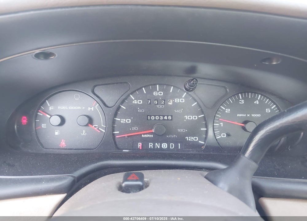 2001 FORD TAURUS SES VIN: 1FAFP55U91G260992
