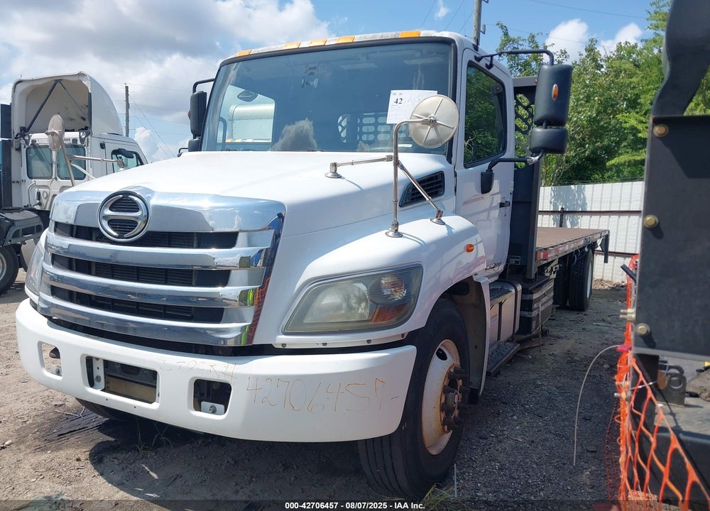 2018 HINO 268/338 VIN: 5PVNV8JVXJ4S58102