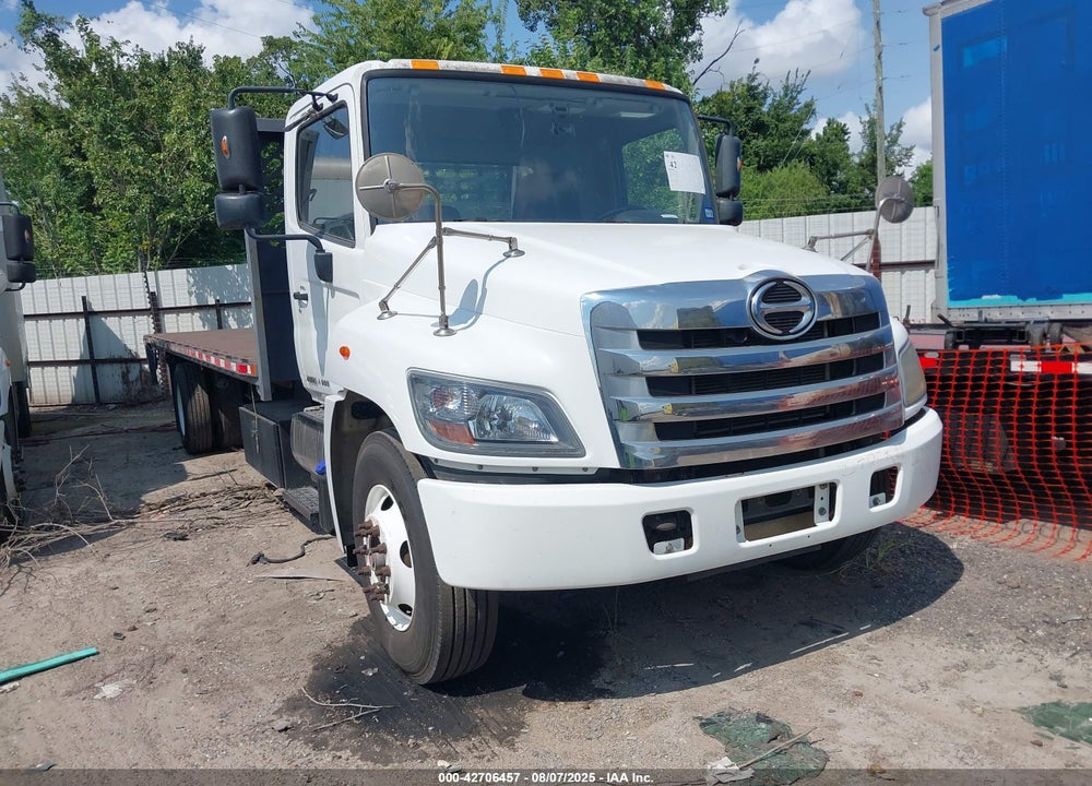 2018 HINO 268/338 VIN: 5PVNV8JVXJ4S58102
