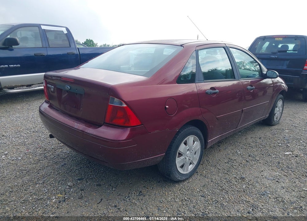 2007 FORD FOCUS VIN: 1FAFP34NX7W109902