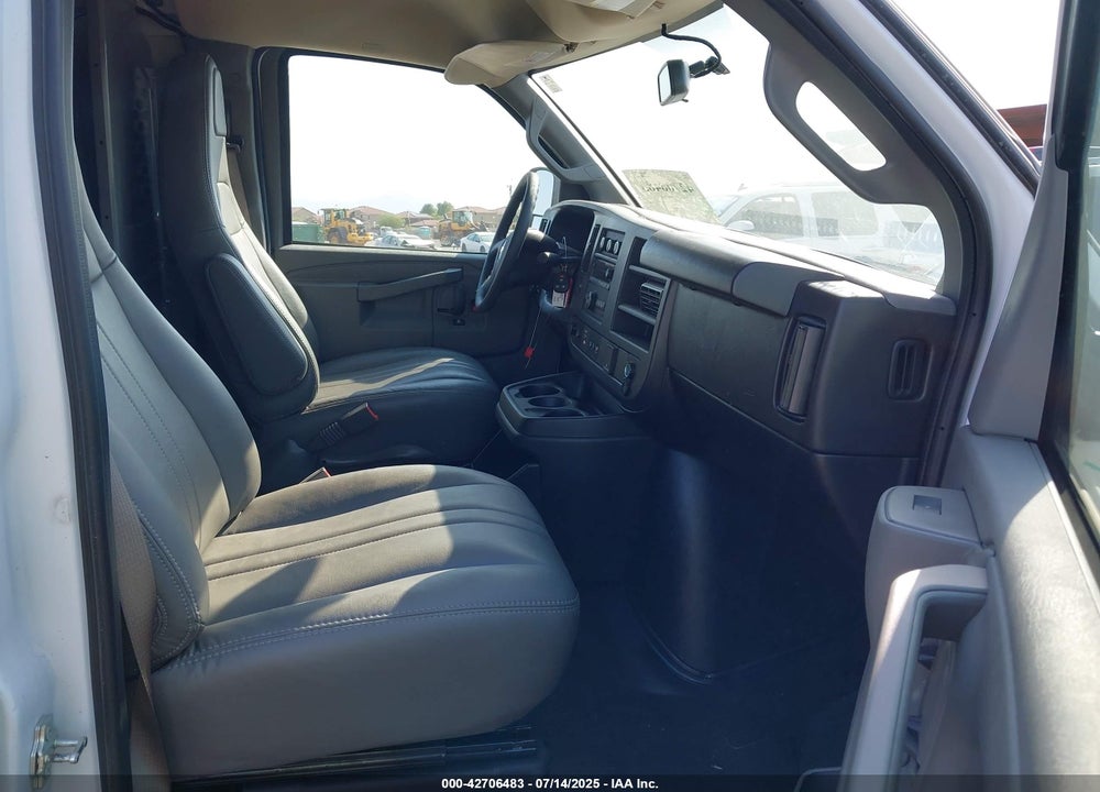 2024 CHEVROLET EXPRESS CARGO VIN: 1GCWGAFP5R1282188