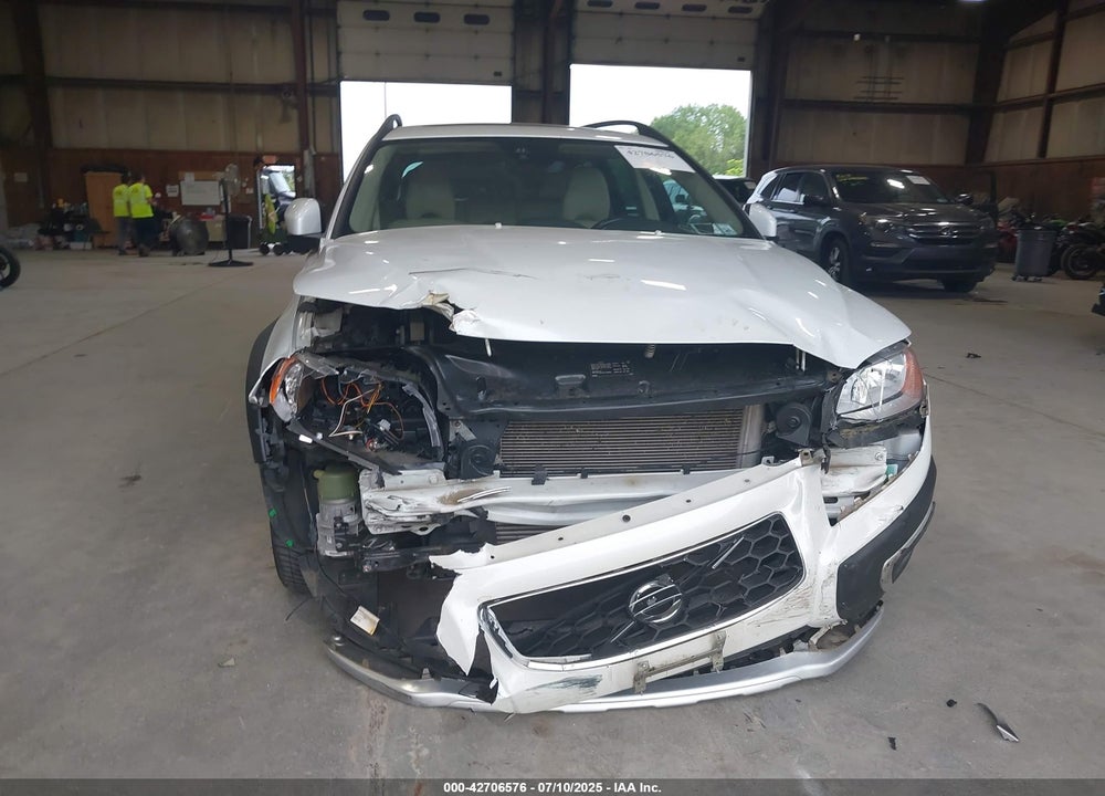 2015 VOLVO XC70 VIN: YV4902NK6F1224189