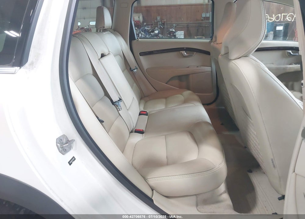 2015 VOLVO XC70 VIN: YV4902NK6F1224189