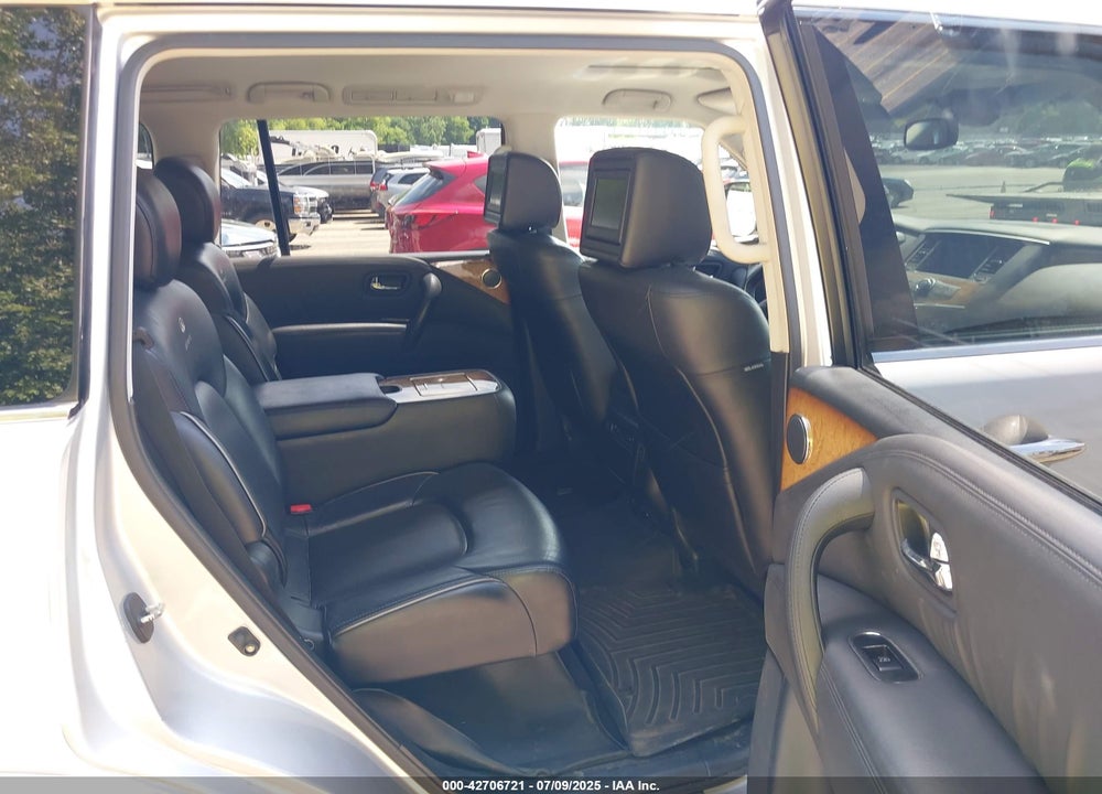 2012 INFINITI QX56 VIN: JN8AZ2NE5C9020033