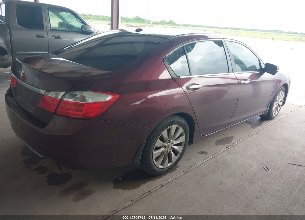 2015 HONDA ACCORD VIN: 1HGCR2F86FA230979