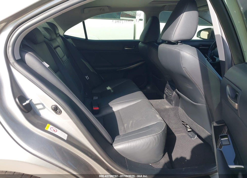 2017 LEXUS IS 200T VIN: JTHBA1D28H5048723