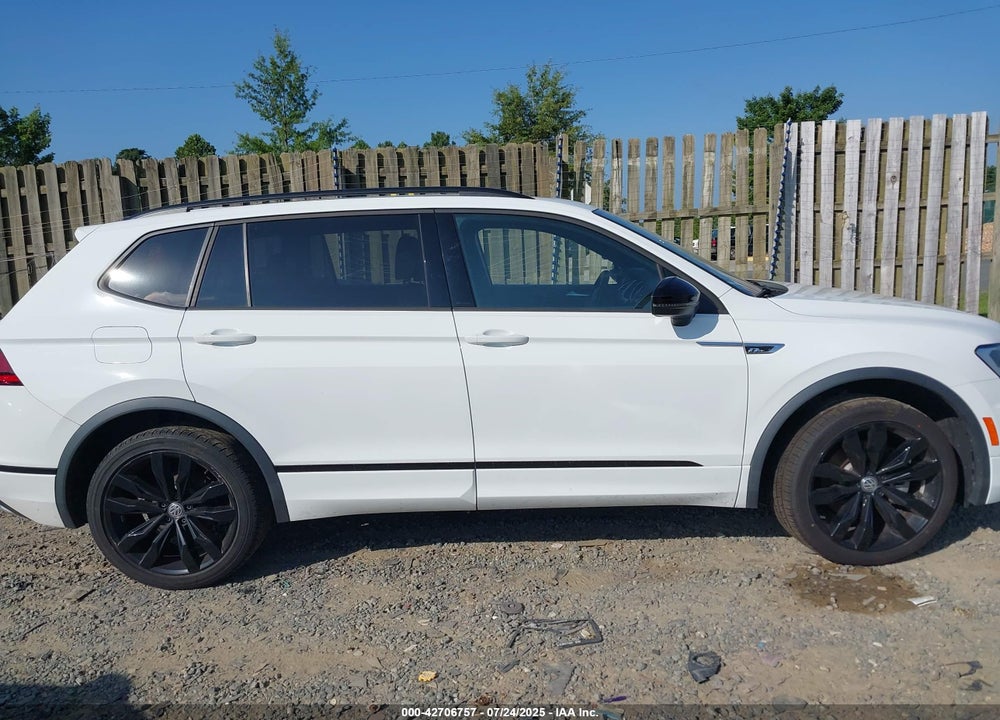 2021 VOLKSWAGEN TIGUAN VIN: 3VV2B7AX1MM111619