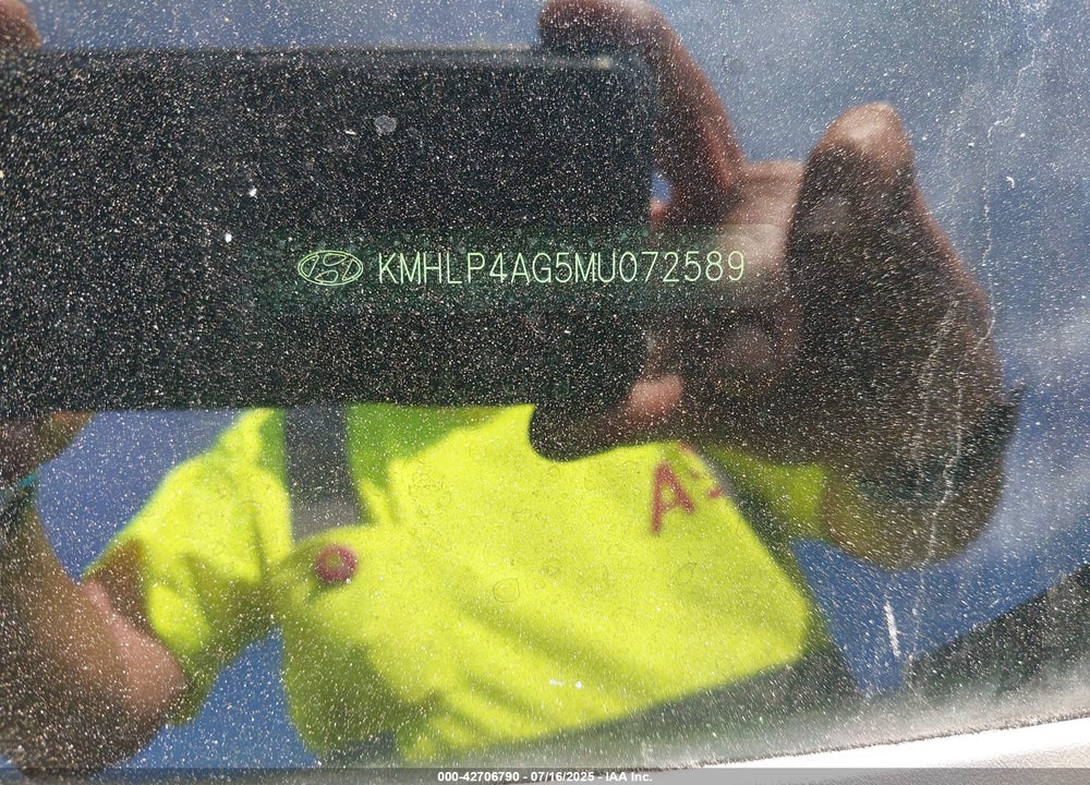 2021 HYUNDAI ELANTRA LIMITED VIN: KMHLP4AG5MU072589