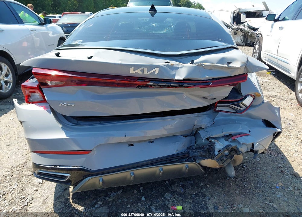 2022 KIA K5 VIN: 5XXG64J24NG112715