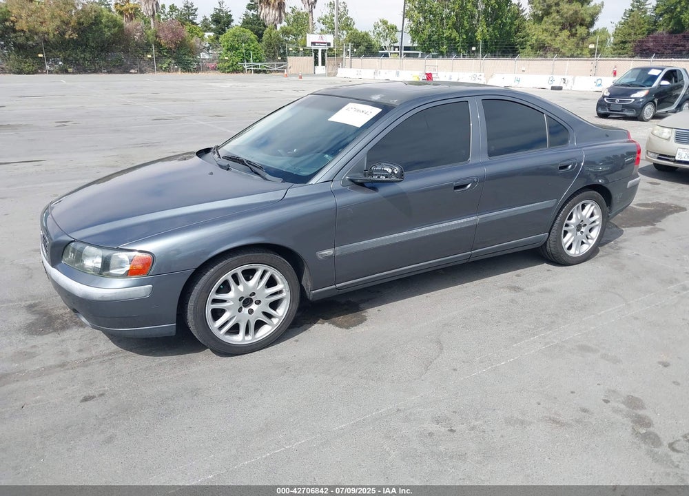 2004 VOLVO S60 2.5T VIN: YV1RS59V942317275