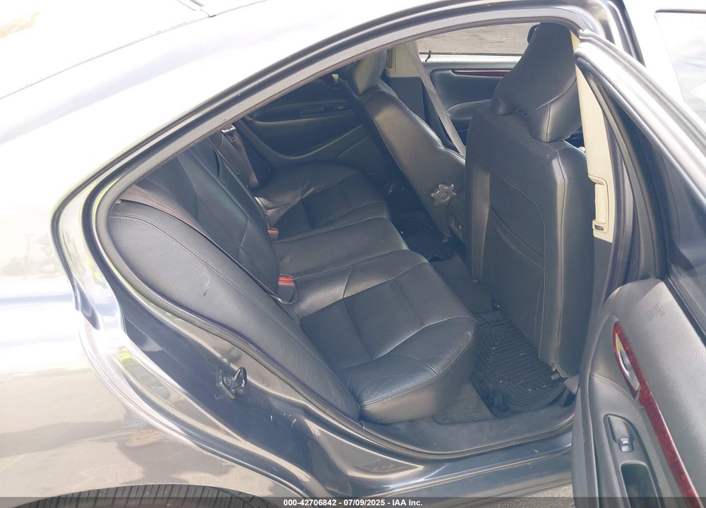 2004 VOLVO S60 2.5T VIN: YV1RS59V942317275