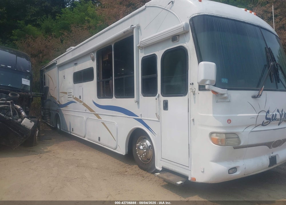 2004 FREIGHTLINER CHASSIS X LINE MOTOR HOME VIN: 4UZAAHDC14CN30725