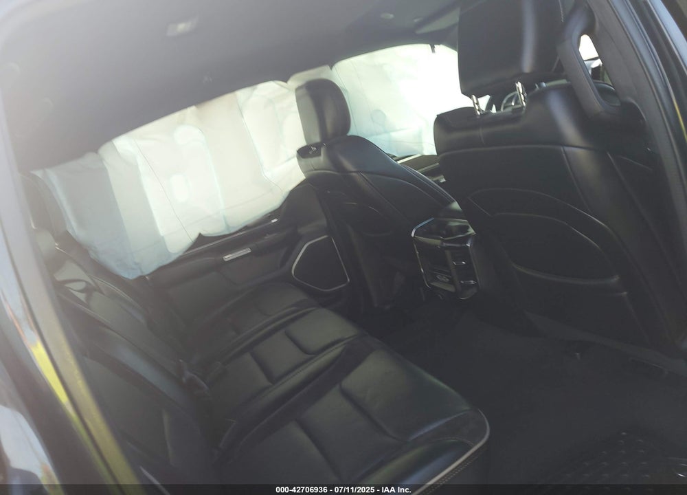 2020 RAM 1500 VIN: 1C6RREJT6LN124386