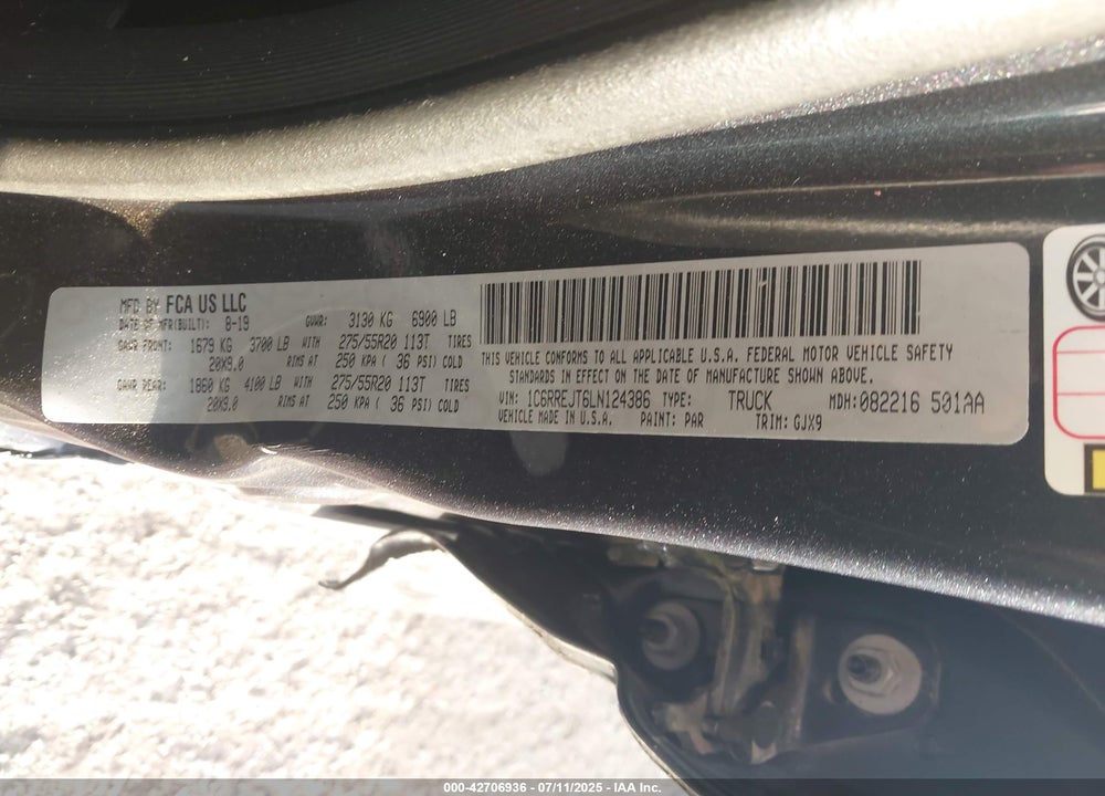 2020 RAM 1500 VIN: 1C6RREJT6LN124386
