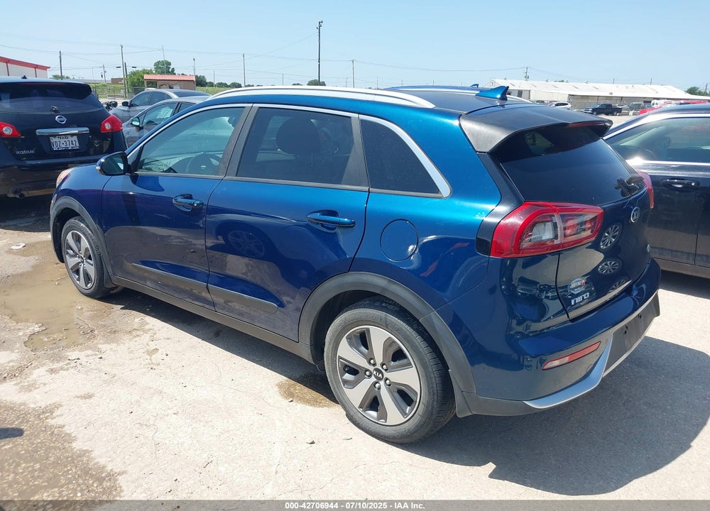 2018 KIA NIRO VIN: KNDCE3LC5J5176083