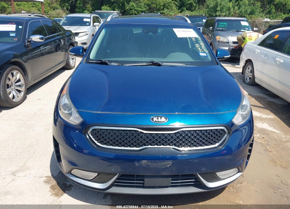 2018 KIA NIRO VIN: KNDCE3LC5J5176083