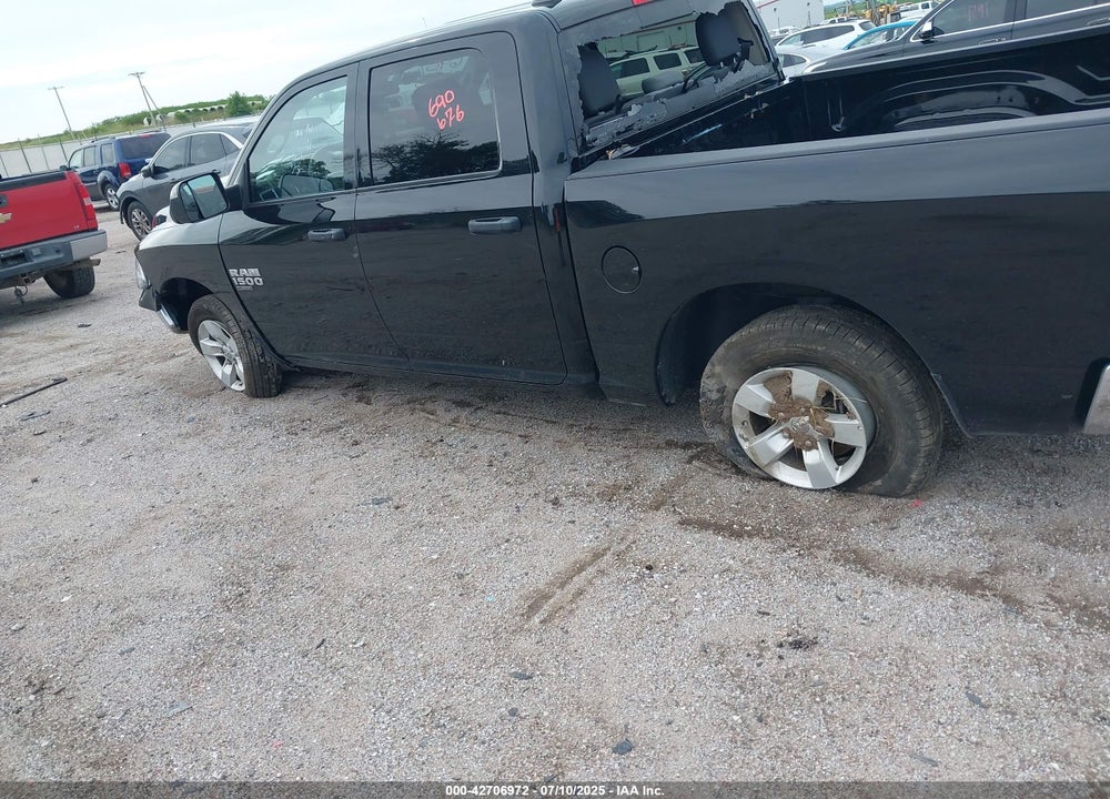 2023 RAM 1500 CLASSIC VIN: 1C6RR7LGXPS518928