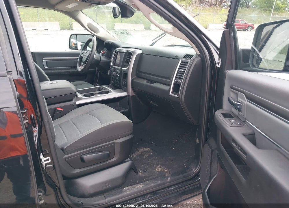 2023 RAM 1500 CLASSIC VIN: 1C6RR7LGXPS518928