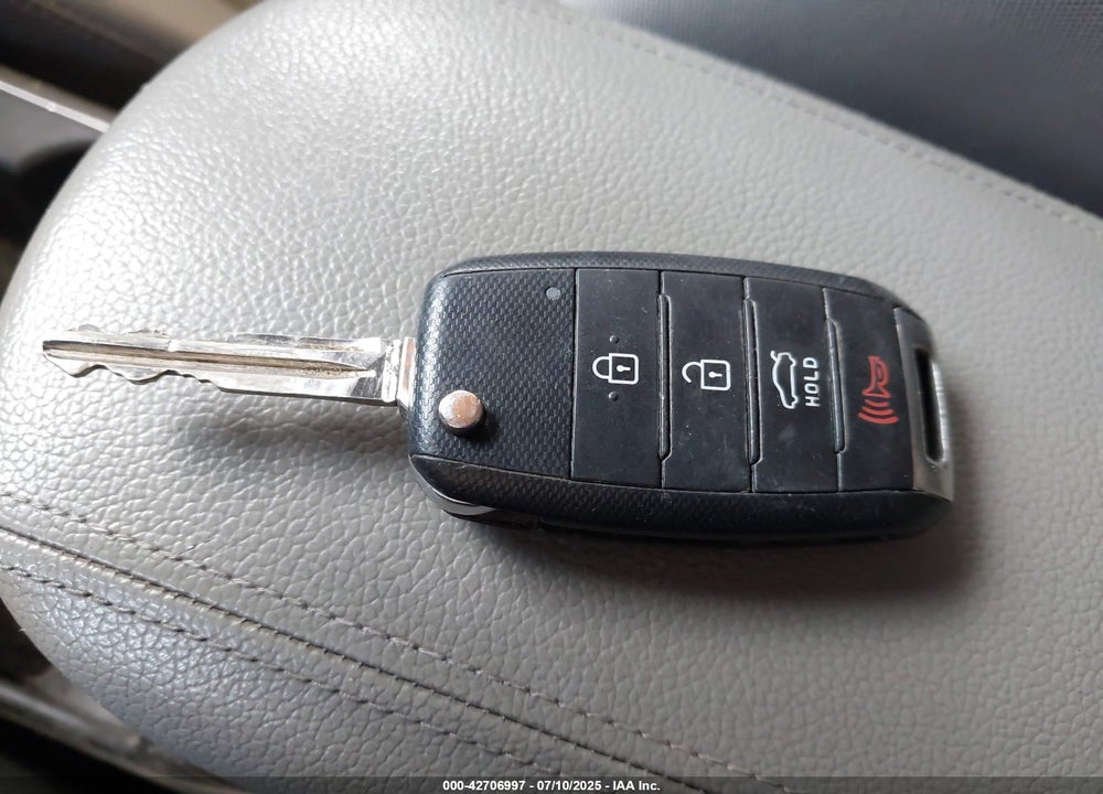 2014 KIA FORTE LX VIN: KNAFX4A66E5220752