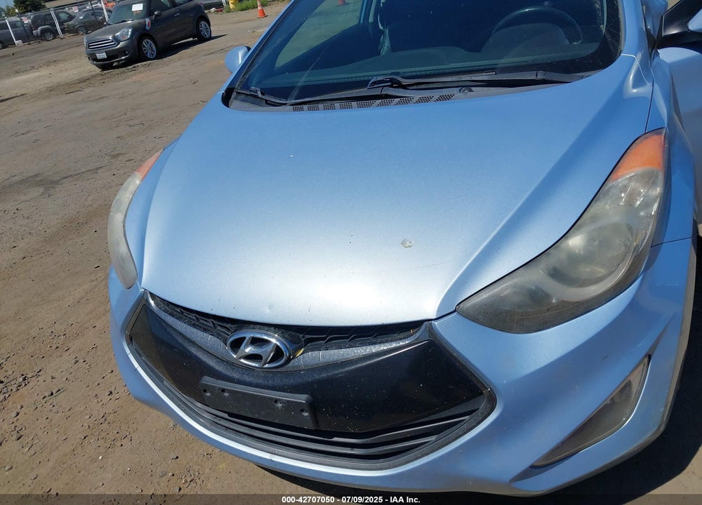 2013 HYUNDAI ELANTRA VIN: KMHDH6AE2DU010160