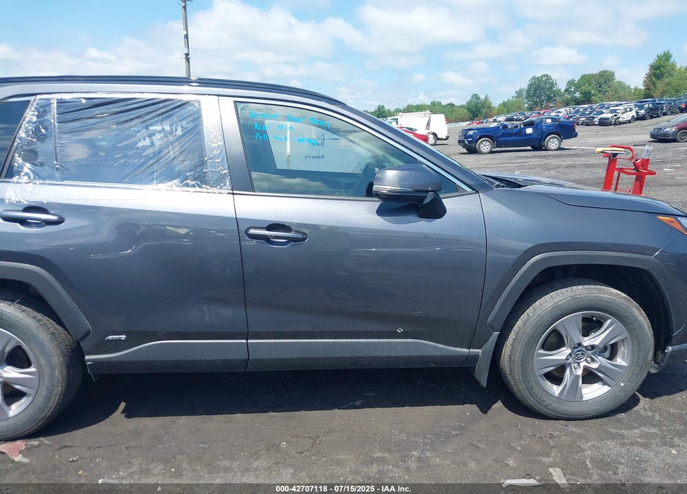 2023 TOYOTA RAV4 HYBRID VIN: JTMRWRFV0PD180581
