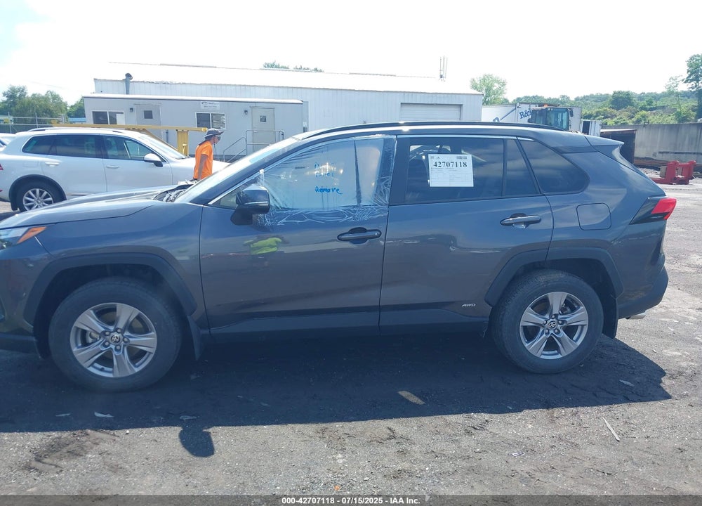 2023 TOYOTA RAV4 HYBRID VIN: JTMRWRFV0PD180581