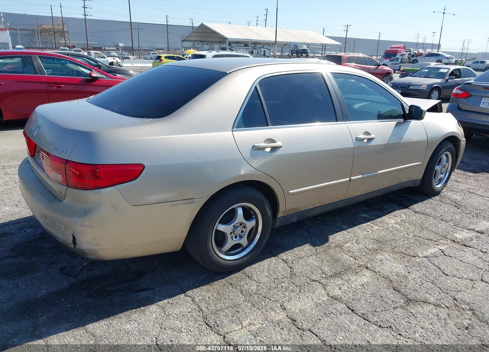 2005 HONDA ACCORD 2.4 LX VIN: JHMCM56445C005943